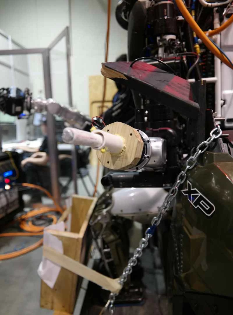 Team TRACLabsの非把持マニピュレーター