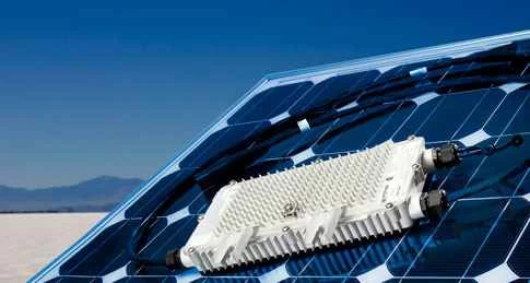 Enphase Energyマイクロインバータシステム