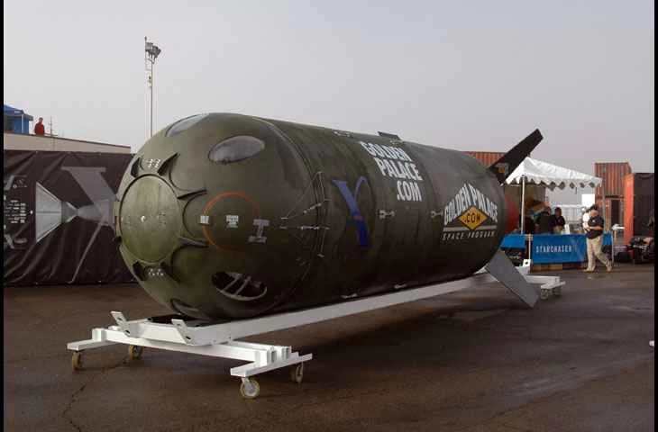 カプセルとロケットブロックの組み合わせ