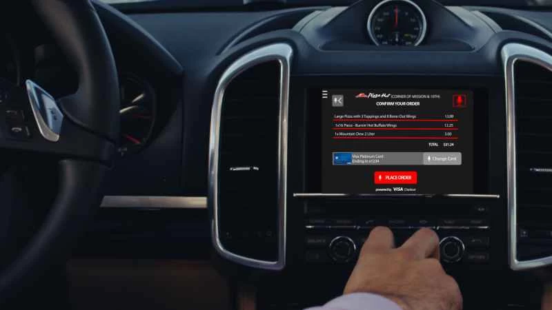 車からピザを注文する