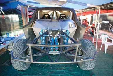 トロフィートラック