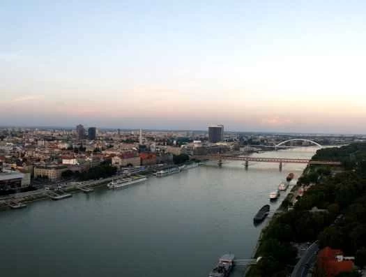 PopSci Q&A: Facebookで国際的な宝石泥棒を追跡する方法