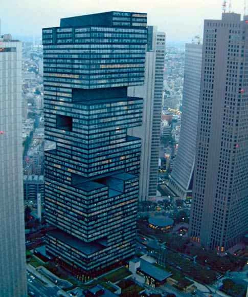 都市の近代的な高層ビル