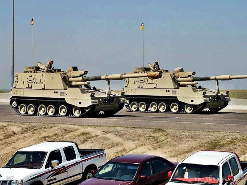 中国 クウェート PLZ-45 榴弾砲