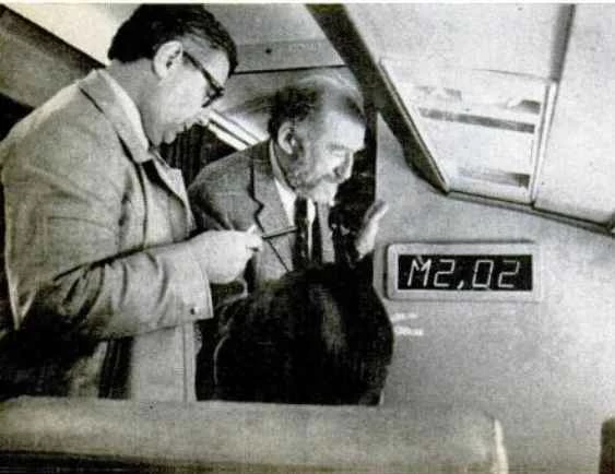 ポピュラーサイエンス編集者ベン・コシバーがコンコルドの機長席を試乗