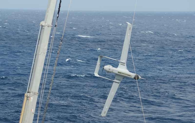 ドローンの週：ドラゴンボート、グラフィティアートなど