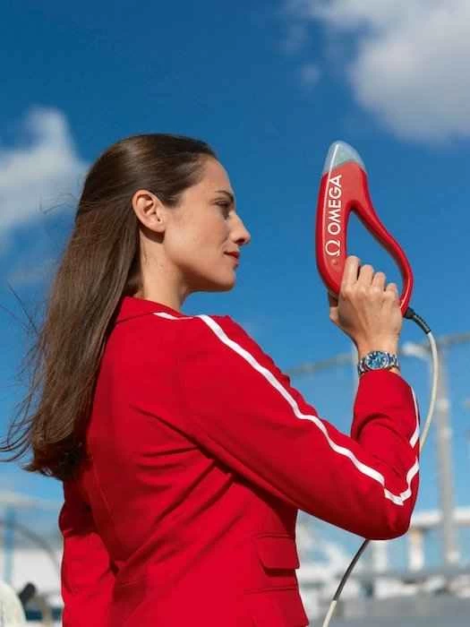 レースのアドバンテージを排除する、完全電子式の未来型スタートガン