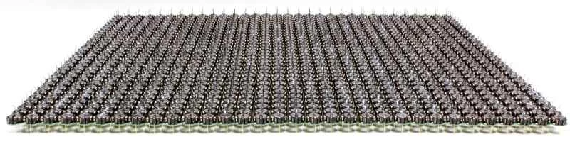 1,024台のロボットが、望む形に自動組み立てされます