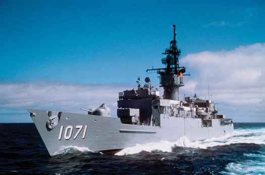 参考までに：海軍の軍艦ではどの程度の燃費が得られるのでしょうか？