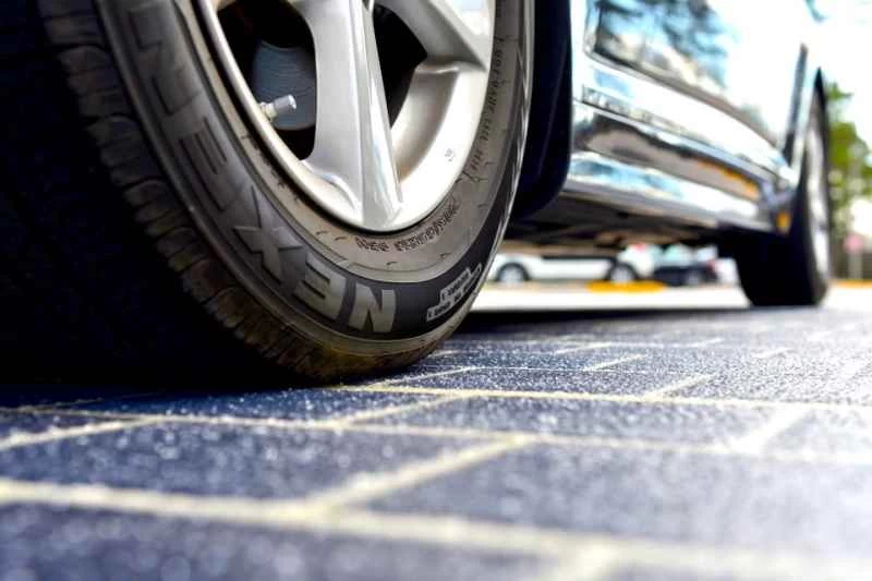 ジョージア州の高速道路の18マイルの区間は、クリーンエネルギーの実験室である。