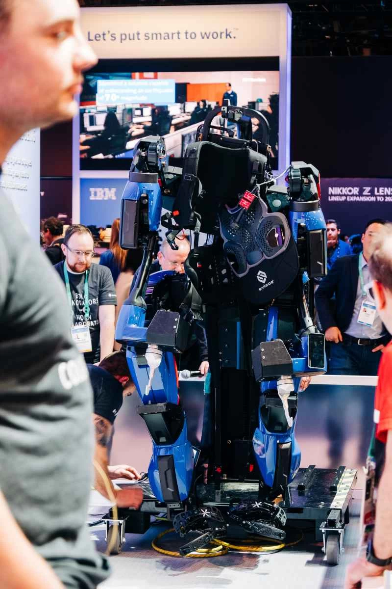 サルコススーツ