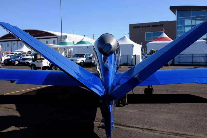 小型単発Vテールジャケット