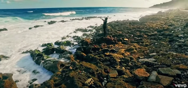 先週のテクノロジー：頭から離れない「デスパシート」について、あらかじめお詫び申し上げます