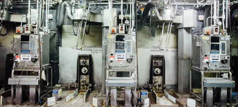 熱い部屋のチューブ