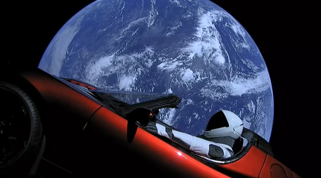 テスラスペース