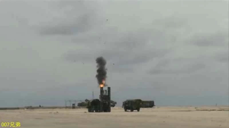 HQ-9 SAM 中国パラセルミサイル